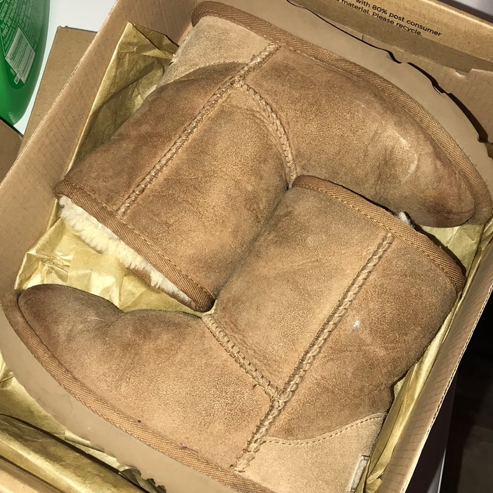 Girls chestnut uggs boots